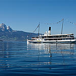 Luzern liegt im Herzen der Schweiz; malerisch eingebettet zwischen dem Vierwaldstättersee und dem Pilatus. Sie ist der ideale Ort für Geniesser und Abenteurer zugleich. Starten Sie hier Ihren Ausflug auf den Luzerner Hausberg mit Schiff, Bus oder Zug.