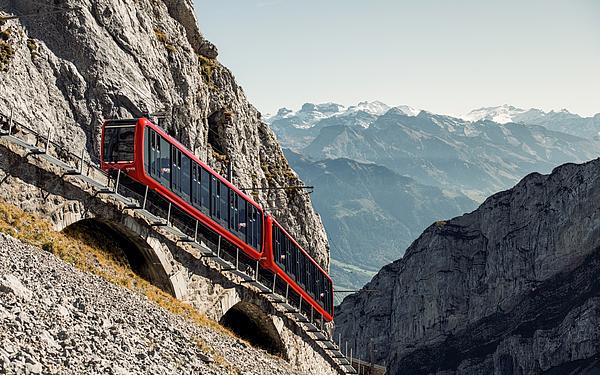 Pilatus Mountain: A Breathtaking Journey Through Switzerland’s Alpine Beauty 