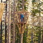 Nervenkitzel, Geschwindigkeit, Geschicklichkeit, traumhafte Outdoornächte – die Fräkmüntegg bietet Abenteuer und Spass. Der grösste Seilpark der Zentralschweiz, Tree Tents, die Rodelbahn, Wanderwege und traumhafte Grillstellen laden zum Verweilen ein. Im Winter begeistert die Fräkmüntegg mit rasanten Schlittenfahrten und Winterwanderwegen. Im Selbstbedienungs-Restaurant verwöhnt man Sie mit Köstlichkeiten aus der Schweizer Küche. 