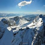 Nirgendwo leuchten die Sterne intensiver und sind die Sonnenaufgänge spektakulärer als auf Pilatus Kulm. So nah bei Luzern und doch in einer ganz anderen Welt. 