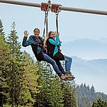 Nervenkitzel, Geschwindigkeit, Geschicklichkeit, traumhafte Outdoornächte – die Fräkmüntegg bietet Abenteuer und Spass. Der grösste Seilpark der Zentralschweiz, Tree Tents, die Rodelbahn, Wanderwege und traumhafte Grillstellen laden zum Verweilen ein. Im Winter begeistert die Fräkmüntegg mit rasanten Schlittenfahrten und Winterwanderwegen. Im Selbstbedienungs-Restaurant verwöhnt man Sie mit Köstlichkeiten aus der Schweizer Küche. 